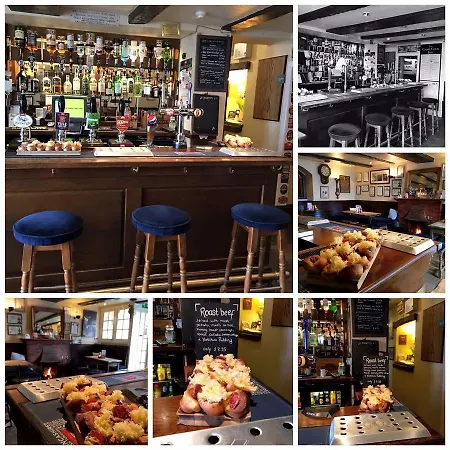 The Game Cock 3* Austwick