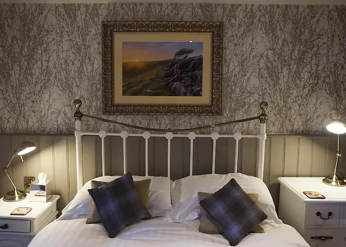 The Game Cock 3* Austwick